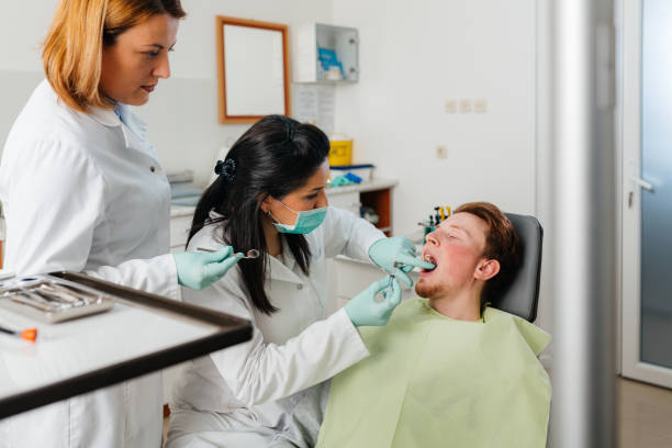 Best Emergency Wisdom Tooth Extraction in Rlborough, MA